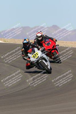 media/Oct-09-2022-SoCal Trackdays (Sun) [[95640aeeb6]]/Turns 9 and 10 (1050am)/